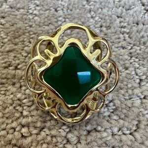 Kendra Scott emerald green fashion cocktail ring